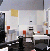 Reconstitution de l'atelier de Piet Mondrian